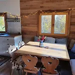 Dom wakacyjny Starry Laz Mountain House *
