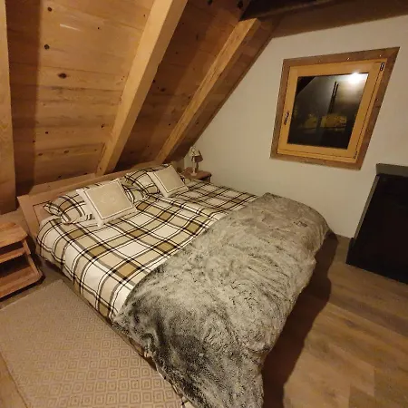 Vakantiehuis Starry Laz Mountain House Ravna Gora