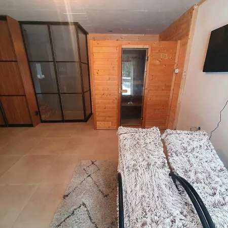 Starry Laz Mountain House *